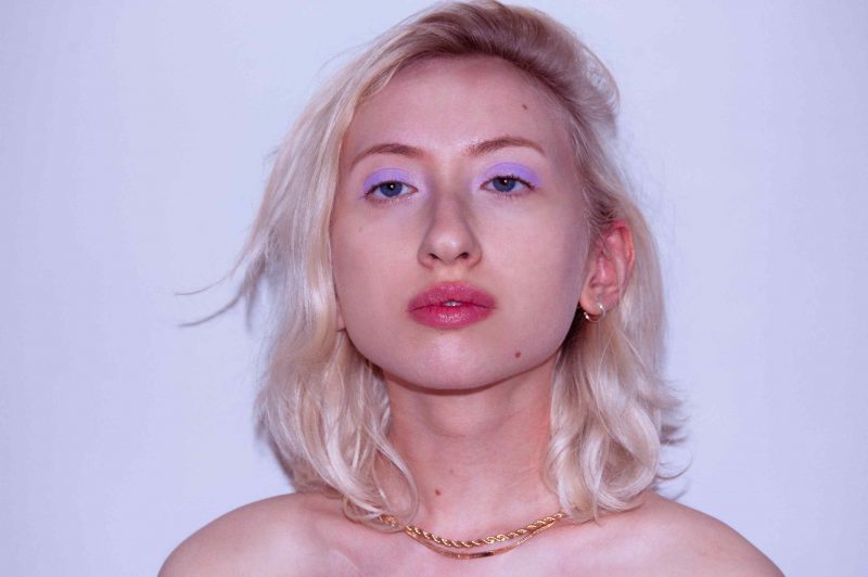 10 Questions à Joyce Tratnyek : Entre indépendance, pop nostalgique et culture queer