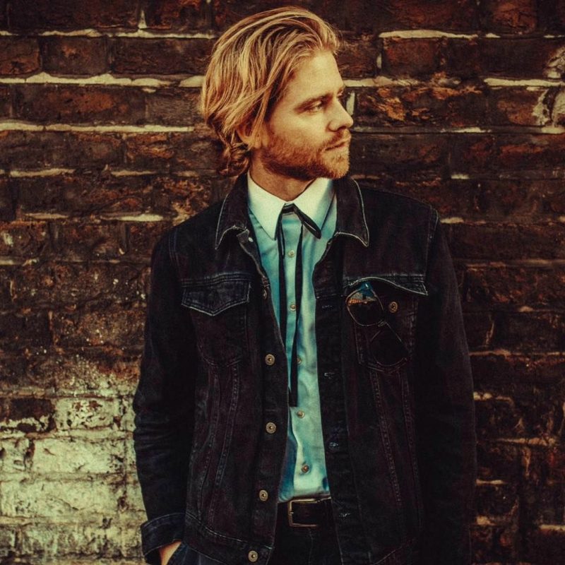 Kyle T Hurley frappe fort avec « Fight Me »