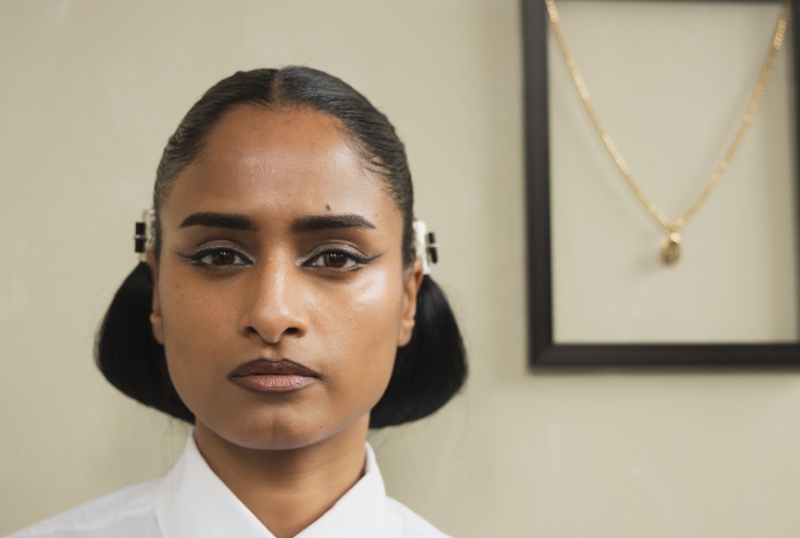 Priya Ragu : Un retour organique et percutant avec son nouveau single « Finally »
