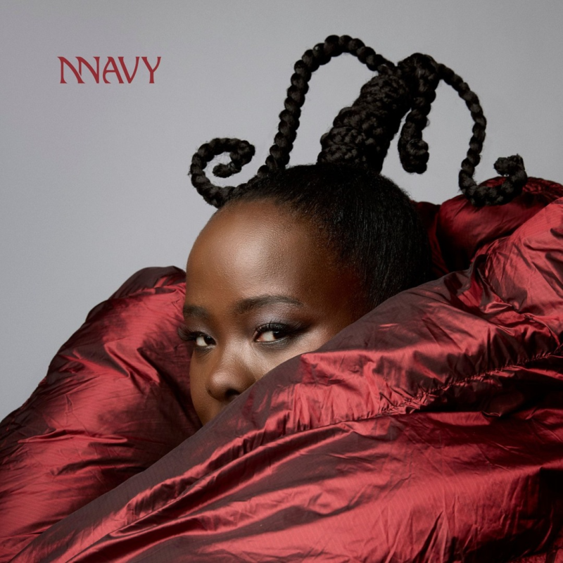 La juste « Distance » de NNAVY, un hymne lumineux à l&rsquo;émancipation et à la préservation de soi