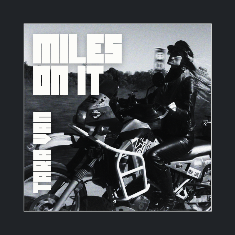 « Miles On It » de Tara Van, une ode lumineuse à l&rsquo;impermanence